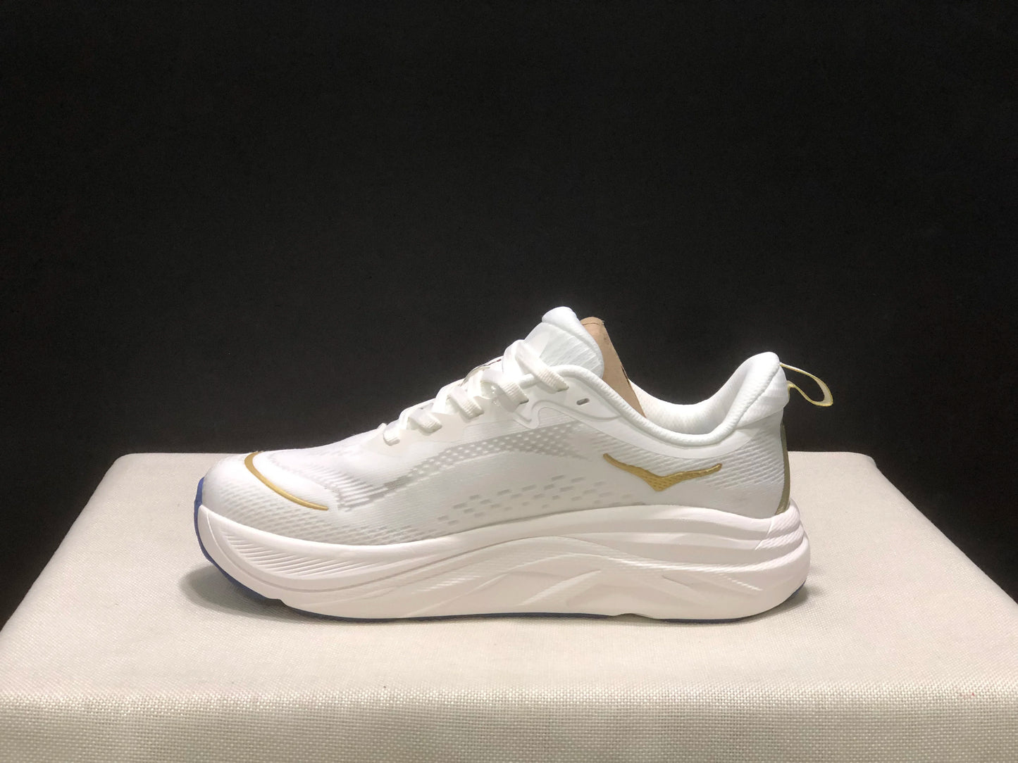 NOKA ONE ONE SKYFLOW Men/Women Sports Shoes Anti-slip Breathable, Running