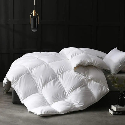 Luxurious Quilted Comforter, Duvet Insert, Corner Tabs, Soft, Warm Polyester, Down Alternative, Machine Washable