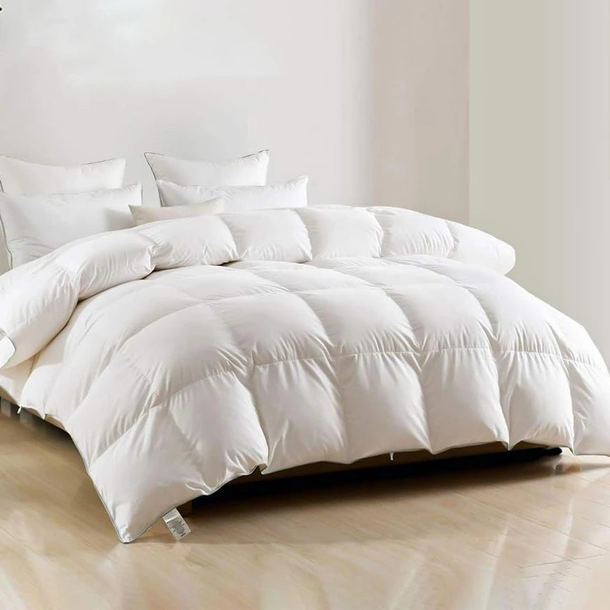 Luxurious Quilted Comforter, Duvet Insert, Corner Tabs, Soft, Warm Polyester, Down Alternative, Machine Washable