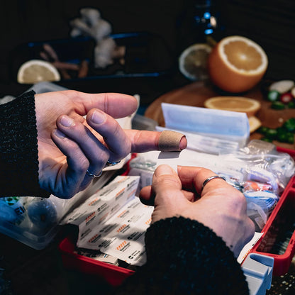 First Aid Kit, Home/Office Emergency Medical Supplies, Suitable for School, Car, Outdoor, Travel